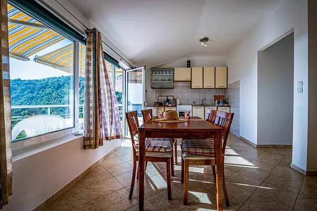 Four-story house in Sutomore with a beautiful sea view — photo 11